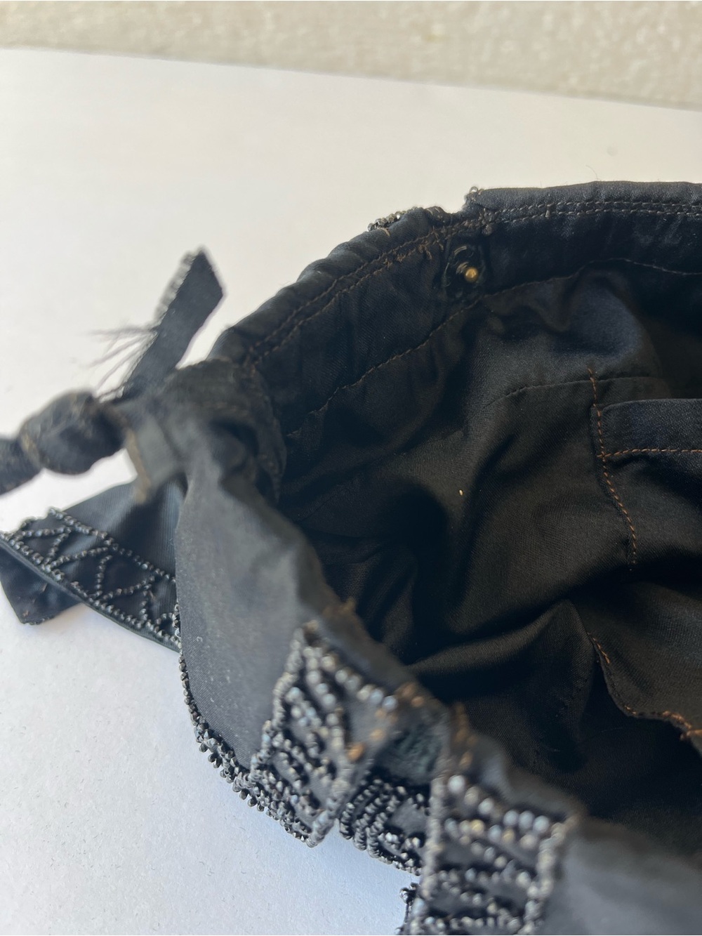 Vintage 1920s Black Beaded Drawstring Reticule Purse Tassel Evening Bag Taffeta - Picture 9 of 14